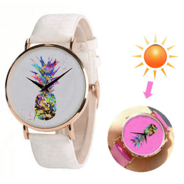 Reloj Camaleon Rosado Cambia de color con el sol Extensible Piel sintetica Caratula Piña multicolor R2818