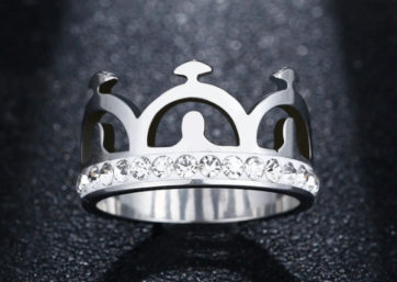 Anillo Corona de Princesa con diamantes Plata Acero Inoxidable Talla 7 A774